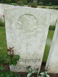 Etaples Military Cemetery - Cooper, J A